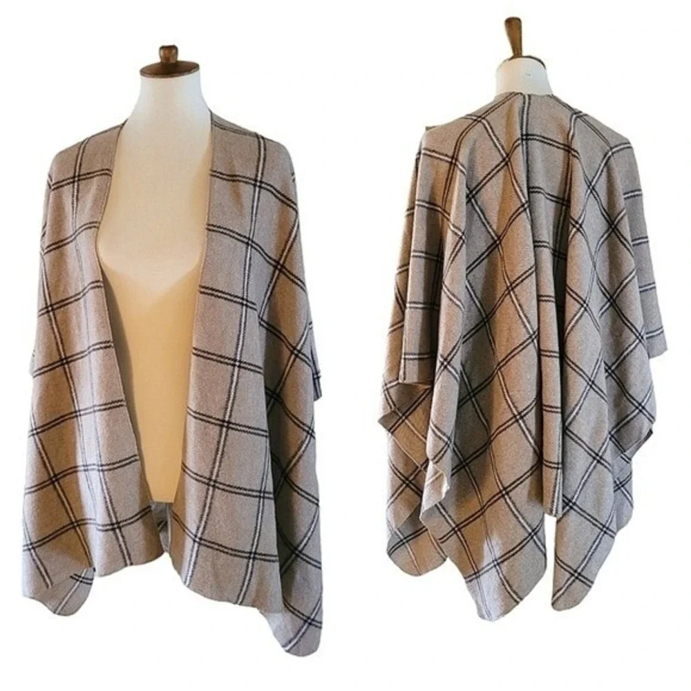 Taupe and Black Plaid Blanket Wrap‎